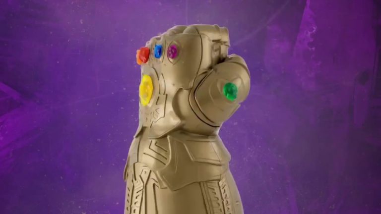 palomera-cinemex-guante-del-infinito-en-mano-infinity-war-D_NQ_NP_842371-MLM27180206952_042018-F